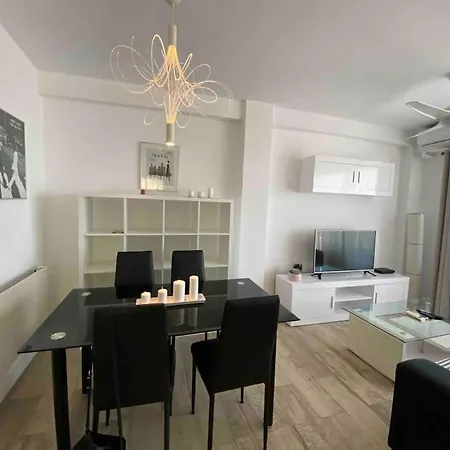 Apartamento Primera Linea De Playa Estepona